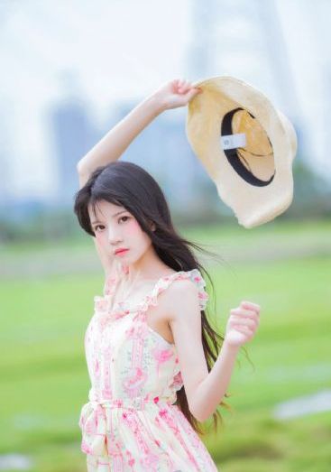 国产黄色三级片野外小树林_HD手机免费观看完整