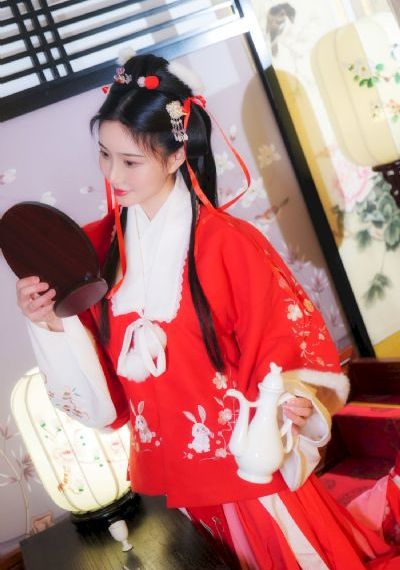 美女的白嫩大乳奶视频_BD英语手机在线看