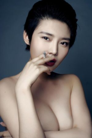 美女自拍扣白浆_1080P免费全集观看