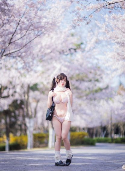 黄色免费国产小视频_蓝光手机免费观看完整