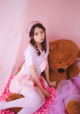 国产一级做爰片久久中国一级毛片_720电影完整版