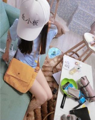 亚洲女神vs40厘米黑人_国产剧免费观看